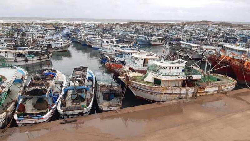 توقف حركة الملاحة والصيد في ميناء البرلس بمحافظة كفرالشيخ
