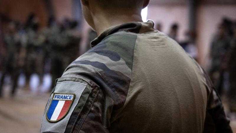 فرنسا تعتزم إغلاق سفارتها في النيجر قبل انسحاب قواتها بنهاية العام