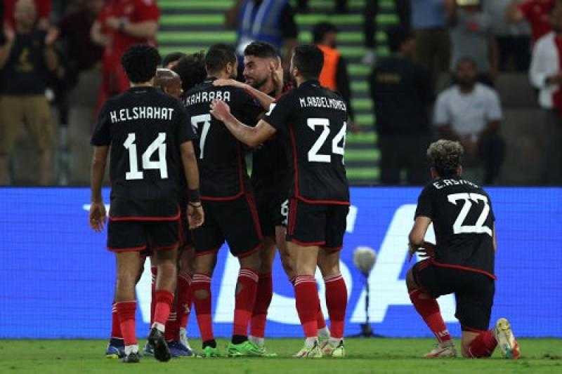 28 لاعبا في قائمة الأهلي لخوض منافسات السوبر المصري