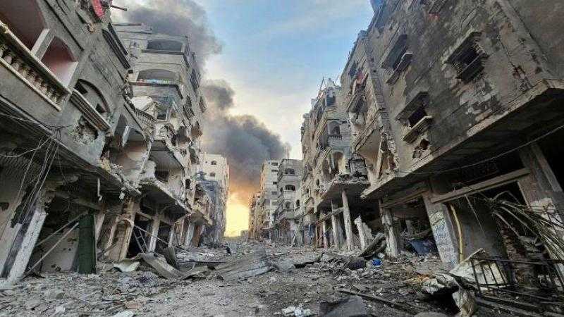 مدير مستشفى غزة الأوروبي: المنظومة الصحية في قطاع غزة انهارت تماما والاحتلال الإسرائيلي يواصل استهداف سيارات الإسعاف والأطقم الطبية