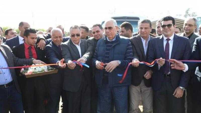 وزير الزراعة ورئيس البنك الزراعي يُدشنان مبادرة احلم لتمويل رؤوس الأبقار الحلوب بالشرقية