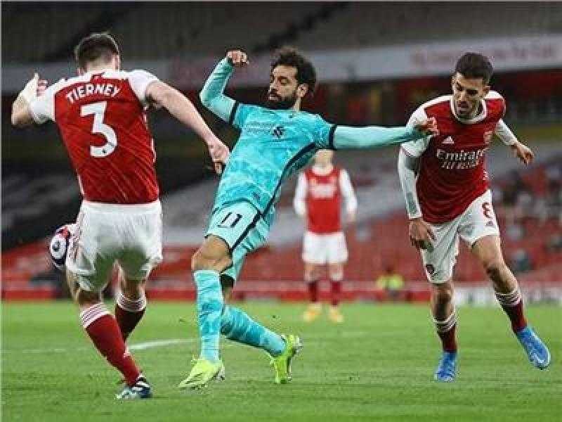 أرسنال يسجل الهدف الأول في شباك ليفربول بعد 4 دقائق فقط في قمة الدوري الإنجليزي