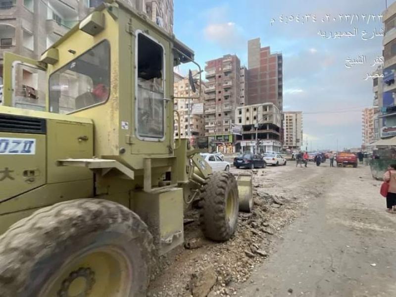 محافظ كفر الشيخ: رصف عدد من شوارع عاصمة المحافظة بمختلف المحاور والميادين