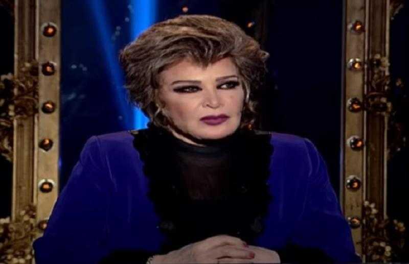 صفية العمري تعود بعد غياب 23 عامًا عن جلسات التصوير | صور