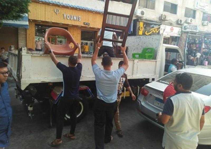 حى روض الفرج يشن حملة لرفع الإشغالات والحواجز الحديدية بجزيرة بدران