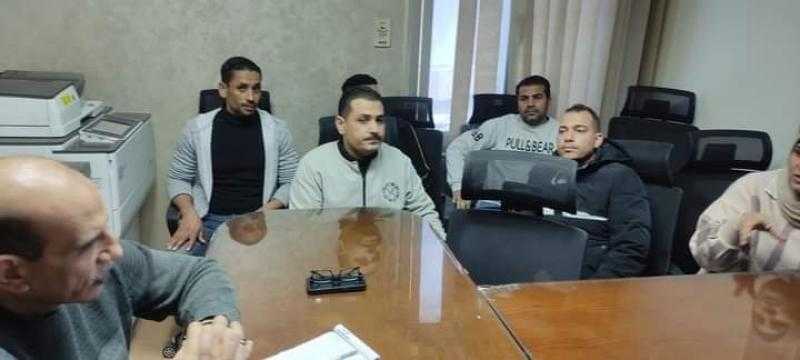 تجارية كفر الشيخ تبحث مساعدة شباب الخريجين بعد تعرض معرضهم للحريق