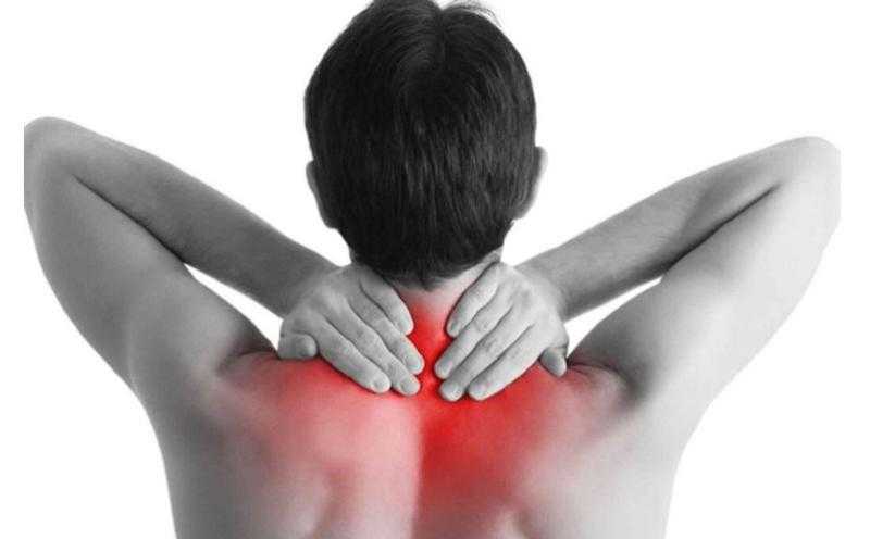الإبداع في علاج غضروف الرقبة: د. عمرو أمل، أفضل خيار لرعاية متخصصة!
