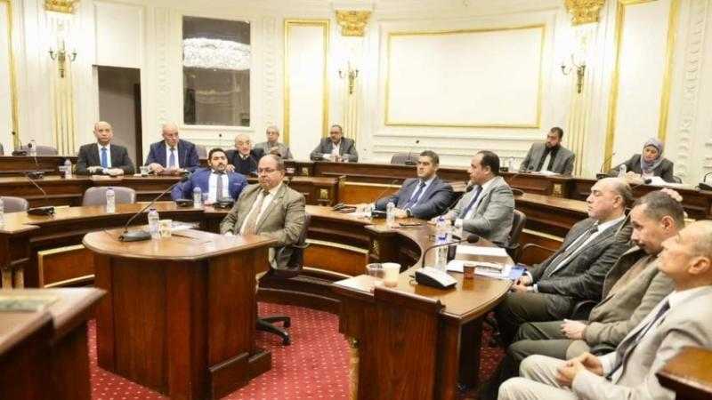 وكيل ”صحة سوهاج” يستعرض عددا من المشروعات الطبية بـ”الشيوخ”