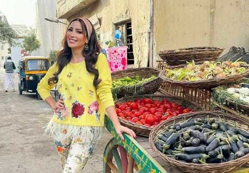 نسرين طافش تكشف عن شخصيتها في ”بنقدر ظروفك” بصور من كواليس العمل