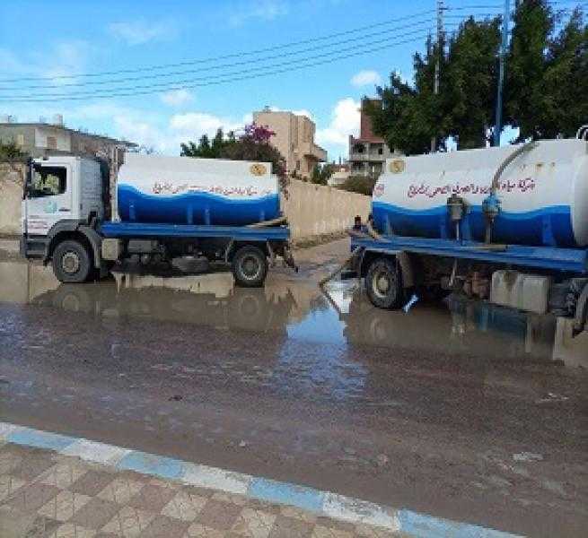 رئيس الصرف الصحي بمطروح: نرصد أماكن تجمعات مياه الأمطار والأمور تحت السيطرة