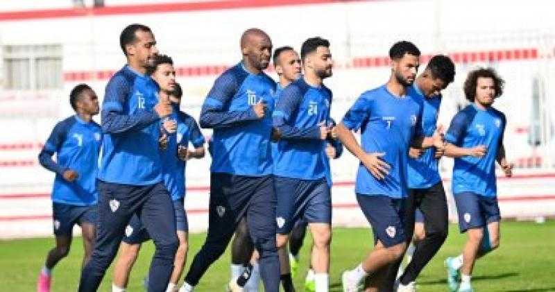 الزمالك يواصل تدريباته الجماعية قبل السفر للإمارات