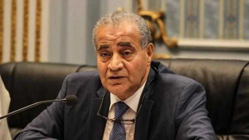 تحرك عاجل من وزارة التموين لتنفيذ قرار الـ ”7 سلع”