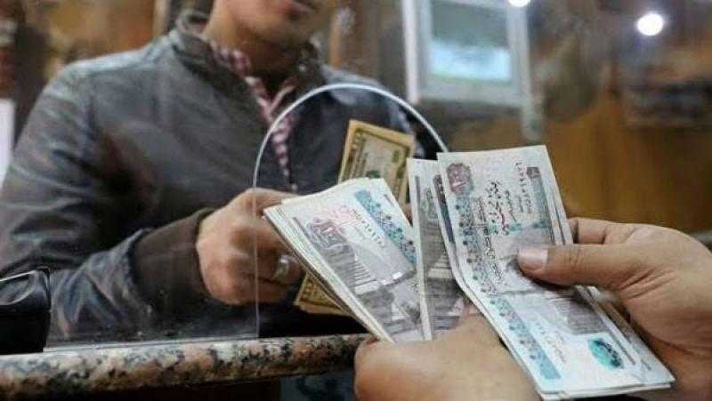 اتحاد العمال: غرامة 100 جنيه على الشركات المخالفة لقرار زيادة الحد الأدنى للأجور