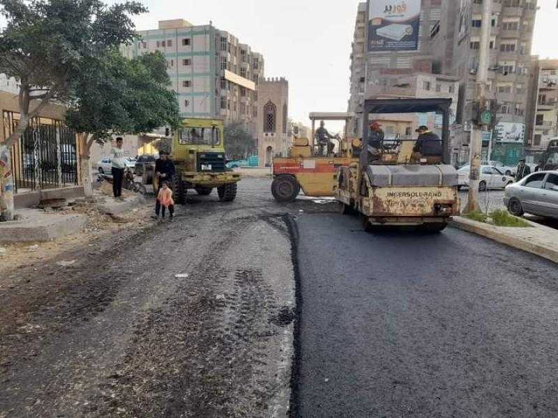 محافظ كفرالشيخ يُتابع أعمال رصف شارعي ”النبوي المهندس” و”الجمهورية”| صور