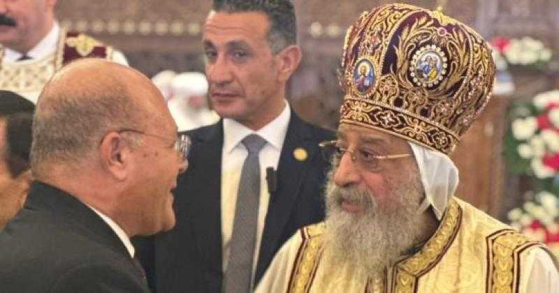 رئيس جامعة سوهاج يشارك الأخوة الأقباط احتفالهم بعيد الميلاد المجيد