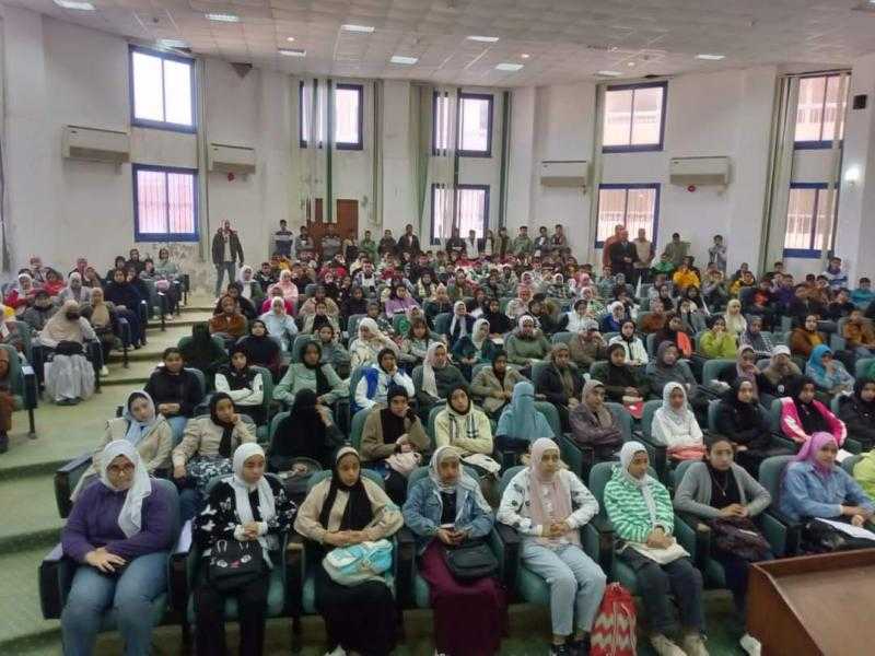 تعليم مطروح تواصل تنظيم المراجعة النهائية للشهادة الإعدادية.. صور
