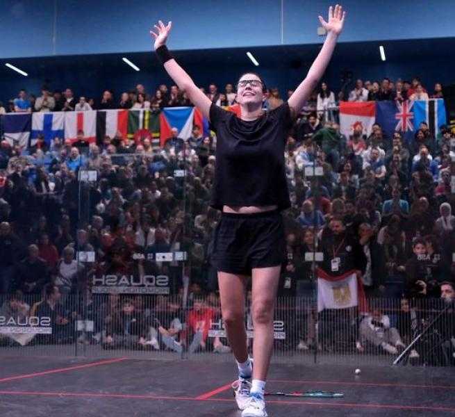 نادين الحمامي تفوز بلقب بطولة بريطانيا المفتوحة لناشئات الاسكواش