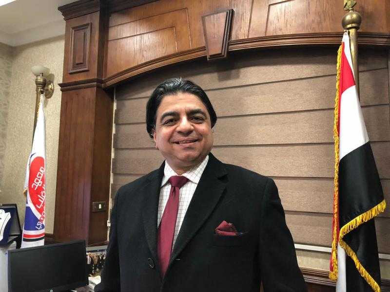 جمال شعبان ينصح بتناول برتقالة يوميا للوقاية من أمراض القلب.. فيديو
