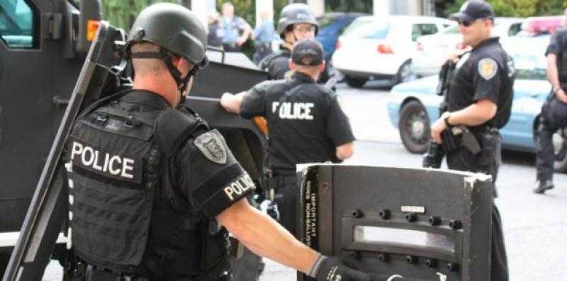 مقتل شخصين وإصابة 9 آخرين جراء حادث مروري لعشرات المركبات في كاليفورنيا