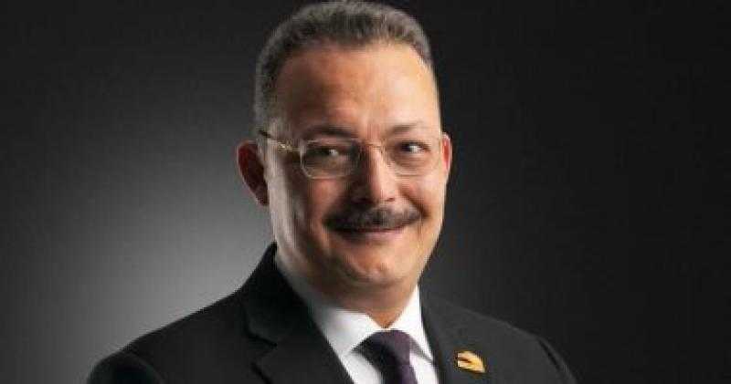 مقرر الاستثمار بالحوار الوطني: الاحتفاظ بالأموال في صورة ذهب ودولار ”خطأ اقتصادي كبير”