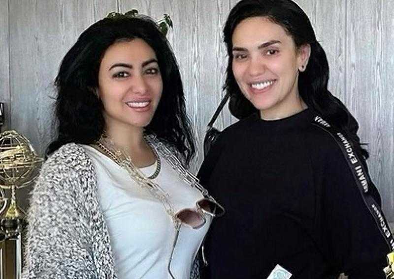 ميريهان حسين تهنئ مي فاروق على الخطوبة: تستاهلي كل خير يا جميلة