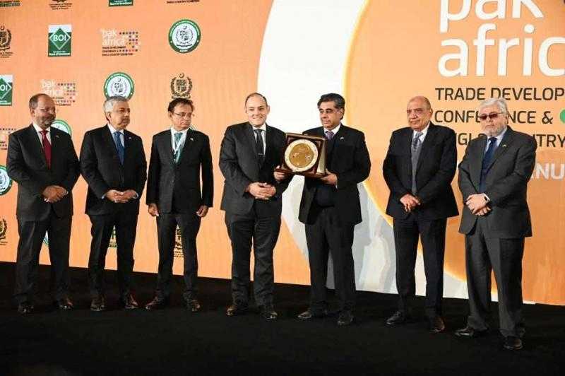 وزير الصناعة يفتتح فعاليات مؤتمر تنمية التجارة الباكستاني الإفريقي الرابع
