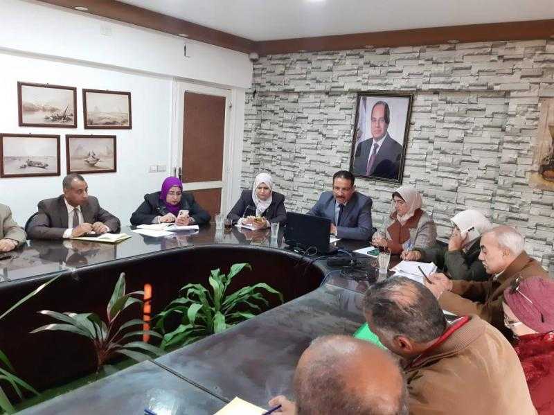 مدير تعليم الجيزة يشدد على وجود الزائرة الصحية وتعقيم اللجان قبل وبعد الامتحان
