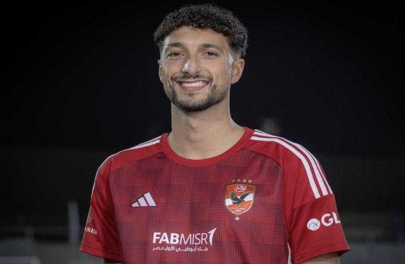 من قلب غزة..شاهد الإعلان الرسمي عن ضم الفلسطيني وسام أبوعلي للأهلي..فيديو