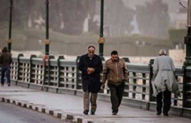 طقس الجمعة في المحافظات.. شبورة مائية وفرص لسقوط الأمطار مع اضطراب في الملاحة البحرية