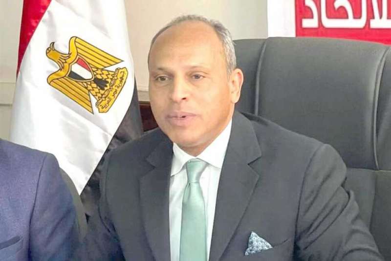 خط أحمر