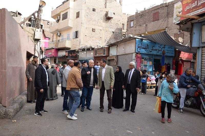 محافظ الأقصر يُوجه بتأهيل شارع «مدرسة الصنايع» ورفع كفاءة الشوارع الجانبية| صور