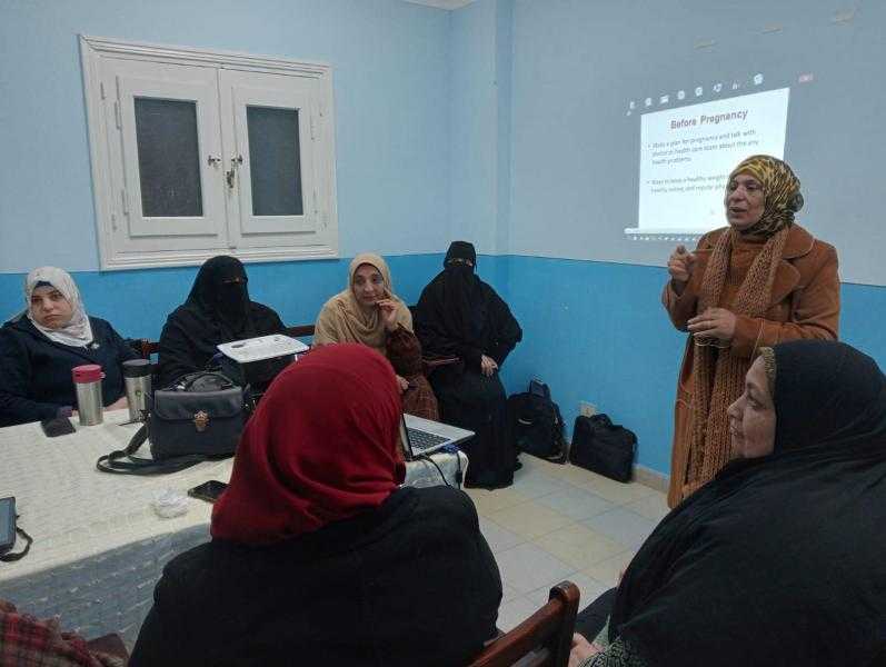 ”صحة دمياط” تقيم دورة تدريبية عن التعامل مع حالات الضغط لأخصائيات مدارس التمريض