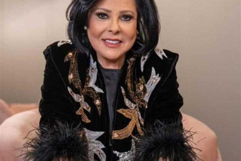 إسعاد يونس عن فيلم عصابة عظيمة: كنت خايفة وركبي بتخبط في بعضها.. فيديو