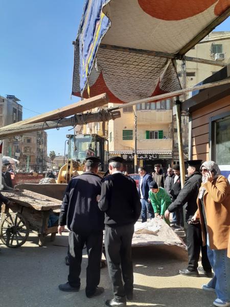 تحرير 60 محضر إشغال ورفع 59 حالة تعدي وإزالة 12 كشك مخالف بالمنوفية