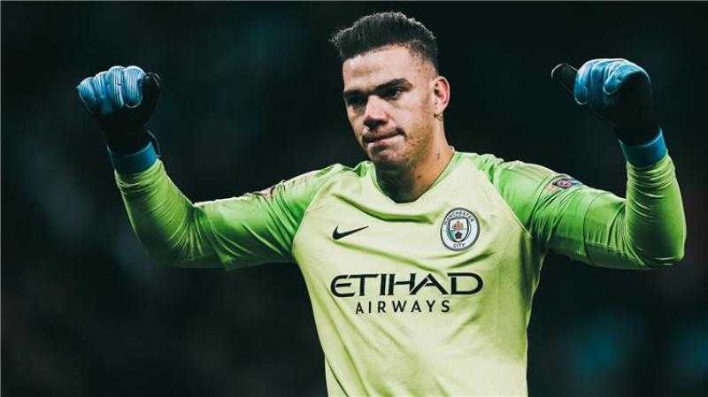 البرازيلي إيدرسون يفوز بجائزة أفضل حارس مرنى في العالم