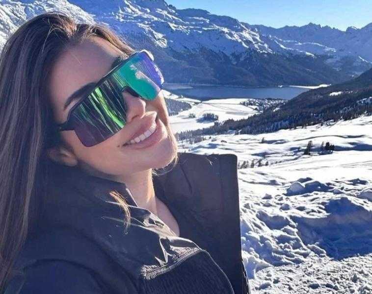 ياسمين صبري تستمتع بوقتها وسط الجليد في أحدث ظهور لها | صور