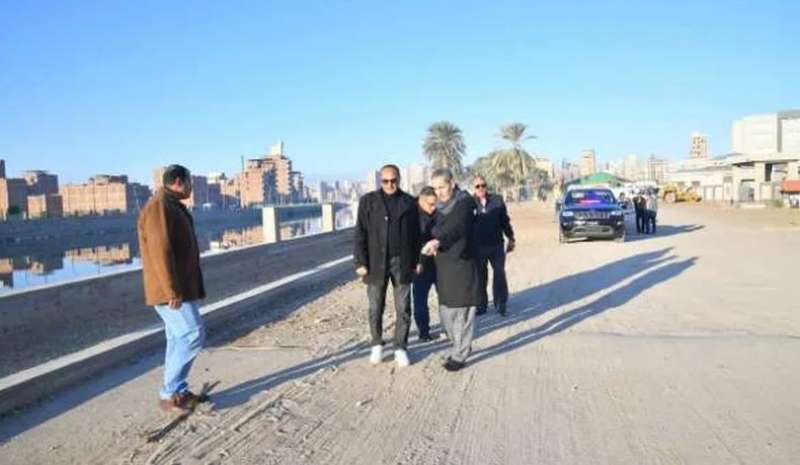 خط أحمر