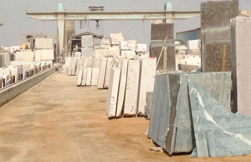 نائبة محافظ القاهرة تتابع تقنين الأوضاع في مشروع تطوير منطقة «شق الثعبان»