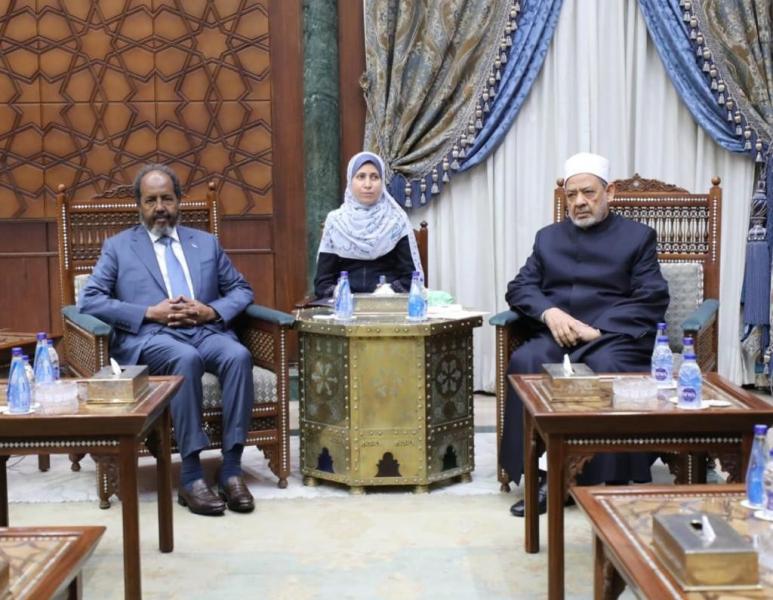 شيخ الأزهر يوجه بإنشاء لجنة لتنسيق الجهود مع الصومال في ضوء احتياجاته وتحدياته الداخلية