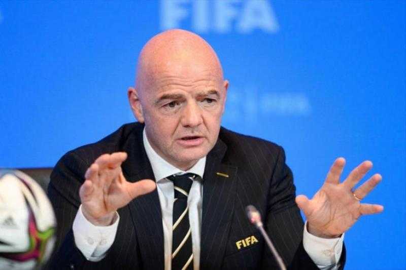 إنفانتينو يواسي ضحايا كارثة جماهير غينيا في كأس أمم أفريقيا