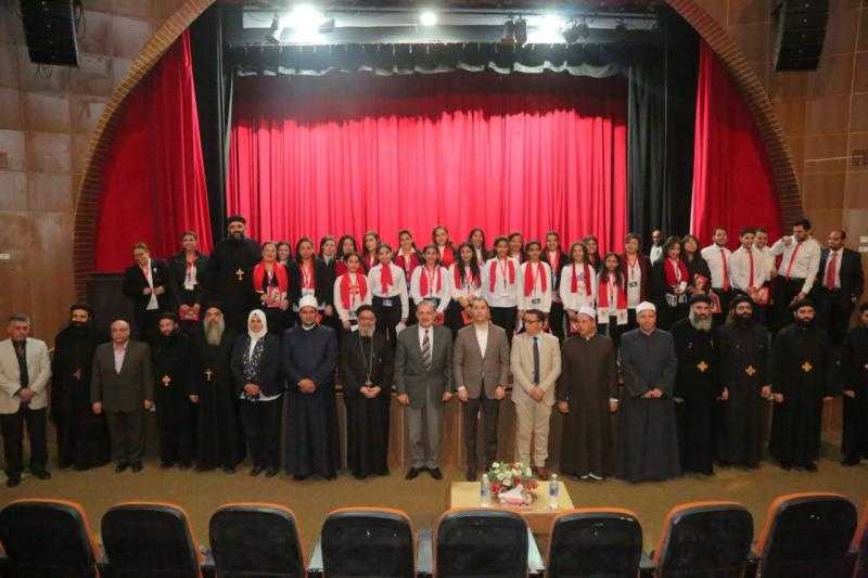 محافظ كفر الشيخ يشهد الاحتفال بأعياد الميلاد بالمجمع الثقافي.. صور