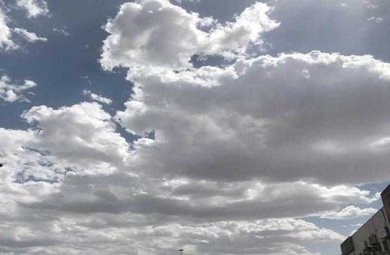 طقس مائل للبرودة نهارا واستمرار فرص سقوط الأمطار فى الغربية