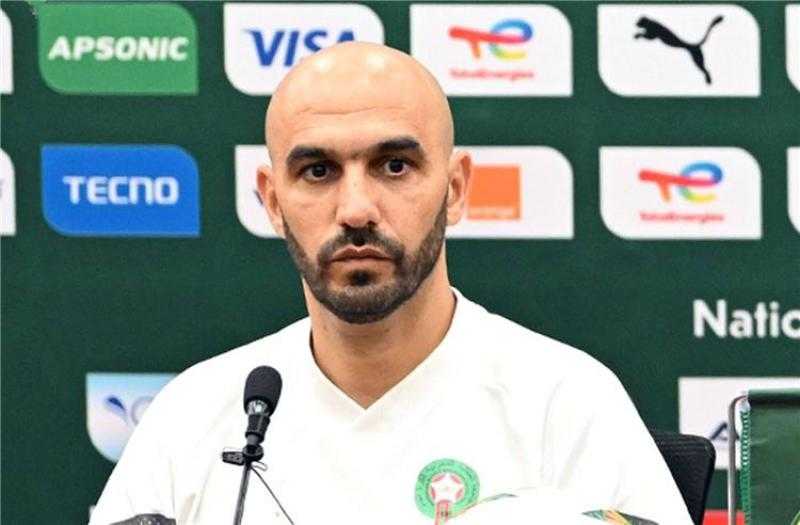 إيقاف مدرب المغرب مباراتين بسبب اشتباكه مع قائد الكونغو الديمقراطية