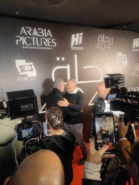 مدحت العدل يهنئ محمد حفظي على فيلم «رحلة 404»
