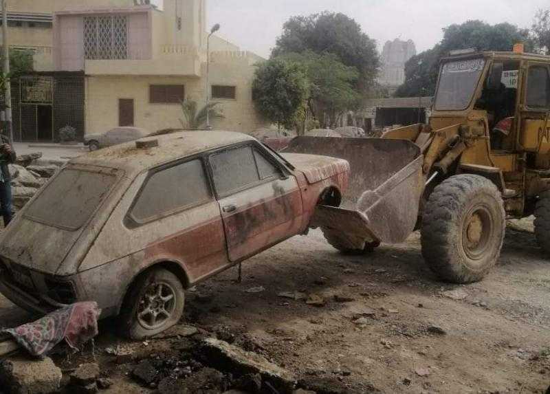 رفع 46 سيارة ودراجة نارية متروكة ومتهالكة من الشوارع بحملات مرورية
