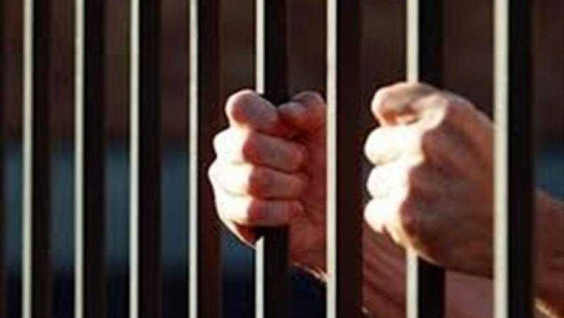 حبس مسن متهم بهتك عرض طفل في الهرم