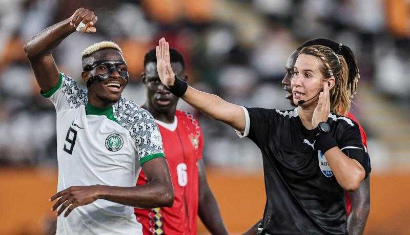 كربوبي تعرب عن فخرها لإدارة مباراة ببطولة كأس أمم أفريقيا 2023