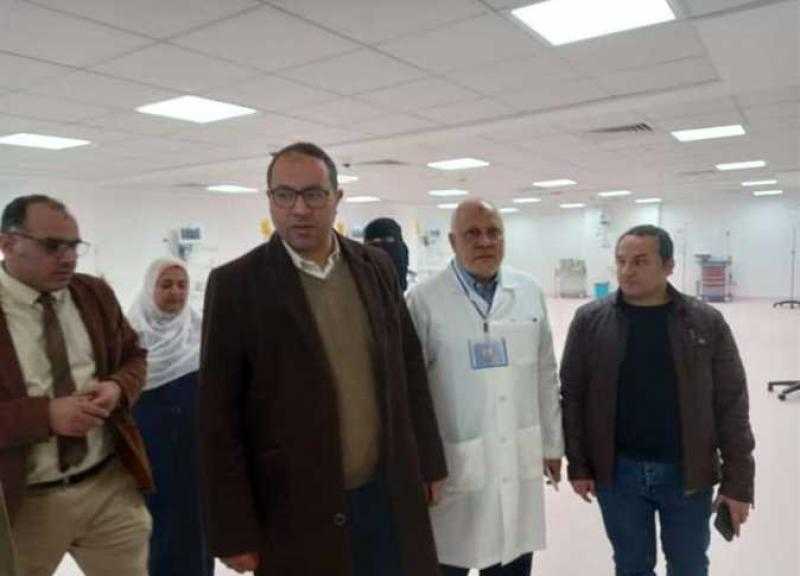 مرور ليلي مفاجئ لمدير «صحة كفر الشيخ» على مستشفى بيلا المركزي
