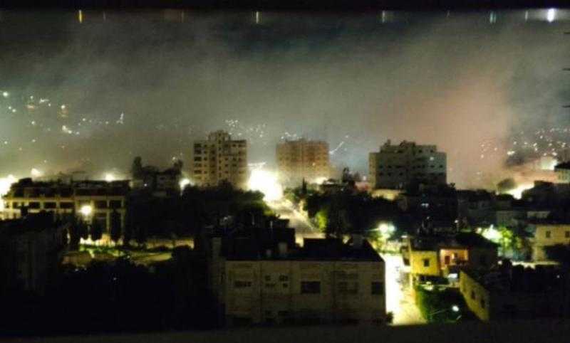 الاحتلال الإسرائيلي يقتحم جنين ويستهدف قسم الولادة بالمستشفى الحكومي بالرصاص الحي
