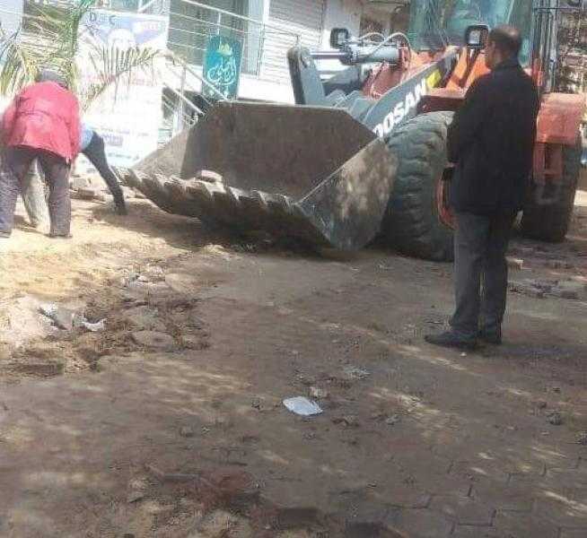 رفع كفاءة وتهيئة عددا من الشوارع الرئيسية استعدادا للرصف بمراكز المنيا